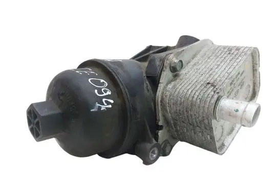 KIA Ceed Oil filter mounting bracket 264102A300