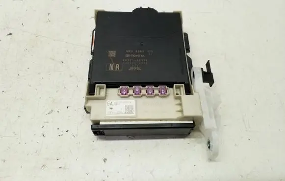 Toyota Prius (XW50) Comfort/convenience module 8922147330 2381004390 8273047560