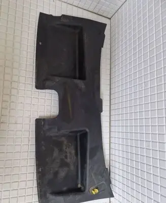 Ford Mondeo MK IV Radiator trim 6M2116613A