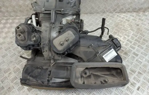 Ford Transit Courier Interior heater climate box assembly ET71-18478-AE