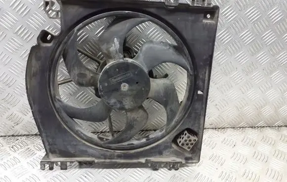 Renault Modus Electric radiator cooling fan 8200214173C
