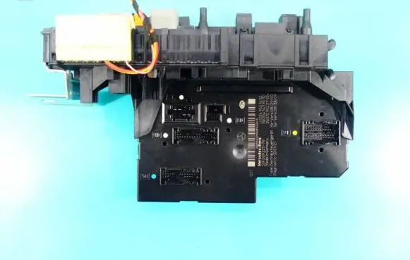 Mercedes-Benz GLK (X204) Fuse box set 5DK009225-76 IMPRK1168258