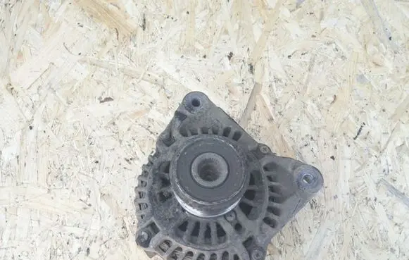 Renault Kangoo I Generator/alternator 8200468131 A002TC0982
