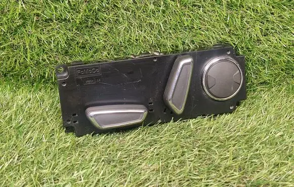 Ford Fusion II Seat control switch DG7T14B709 DG9T14B709AD35B8