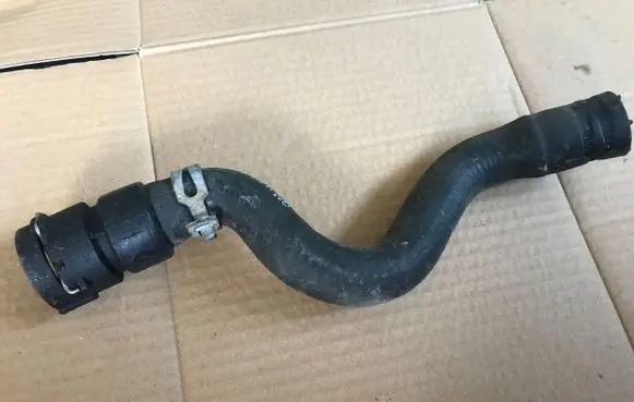 Opel Corsa D Heater radiator pipe/hose 13261080