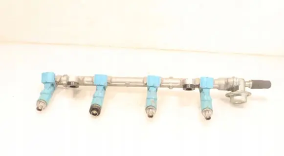 Toyota Yaris Fuel main line pipe