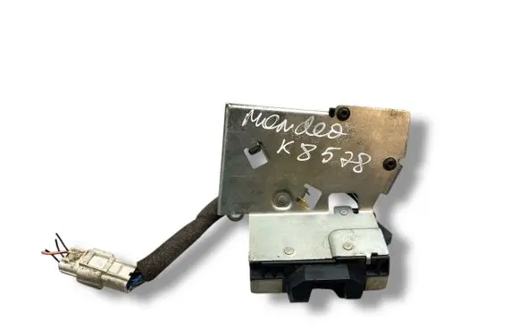 Ford Mondeo Mk III Tailgate/trunk/boot lock/catch/latch
