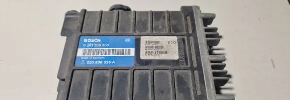 Volkswagen Polo II 86C 2F Engine control unit/module 0261200253