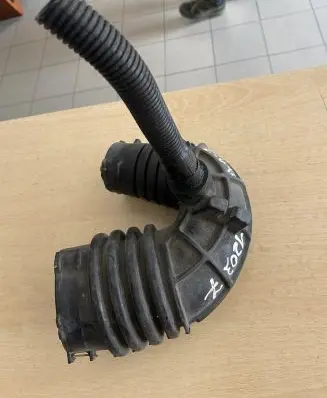 Audi A6 S6 C6 4F Air intake hose/pipe 4F0129615K