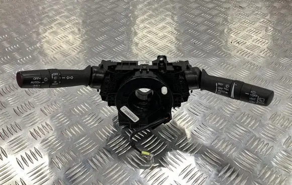 Honda CR-V Headlight wiper switch DG14271