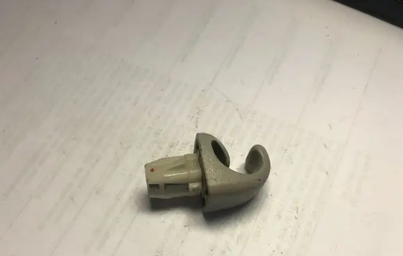 Toyota Corolla E110 Sun visor clip/hook/bracket 