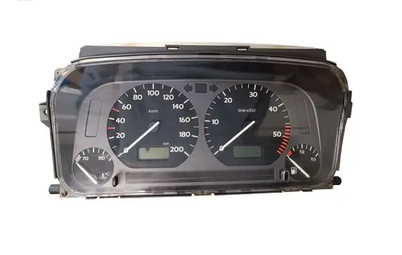 Volkswagen Golf III Speedometer (instrument cluster) 6160633041 1H0919860E 5392325900E