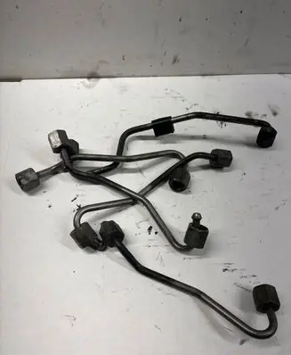 Mercedes-Benz C W204 Fuel injector supply line/pipe 