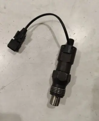 Volvo S40, V40 Fuel injector LDC009R01