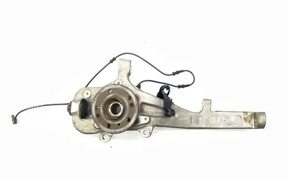 Mercedes-Benz GL X166 Front wheel hub A16609