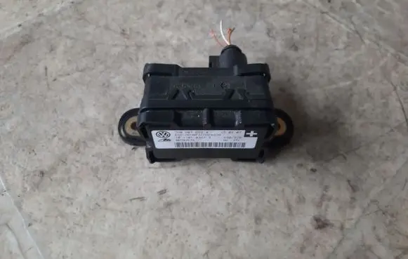 Volkswagen Transporter - Caravelle T5 ESP acceleration yaw rate sensor 7H0907652A