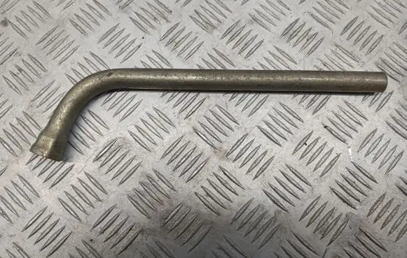 Audi Q7 4L Wheel nut wrench 7L0012219