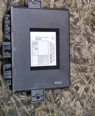 Mercedes-Benz SL AMG R230 Keyless (KESSY) go control unit/module A2305450132