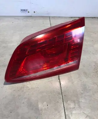 Volkswagen PASSAT B7 Tailgate rear/tail lights 3AE945308c