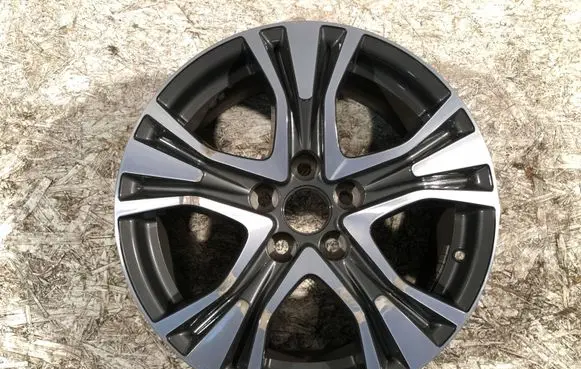 Toyota RAV 4 (XA40) R17 alloy rim 