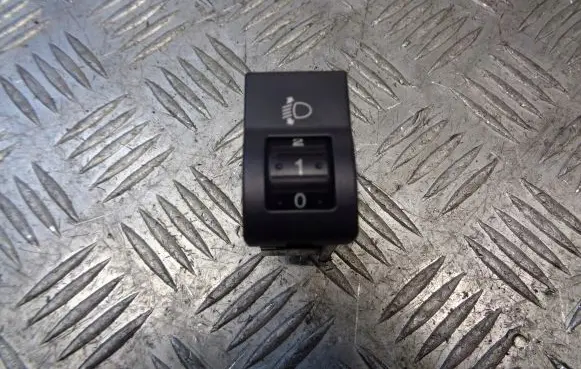Mazda 3 I Light relay BP4K666F0