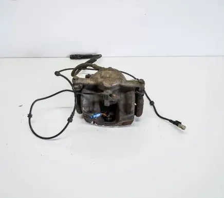 Mercedes-Benz CLA C117 X117 W117 Front brake caliper