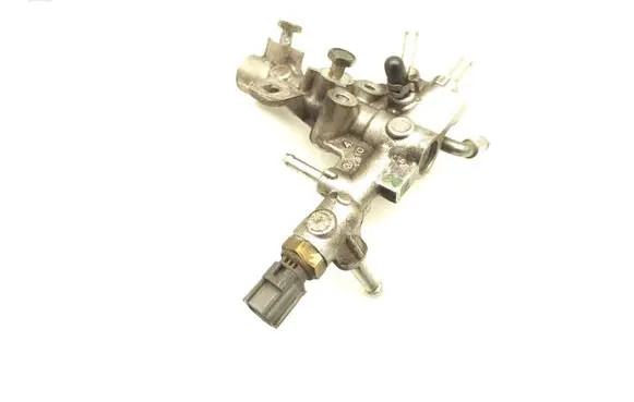 Mazda 3 III Fuel pressure regulator A13M02D023