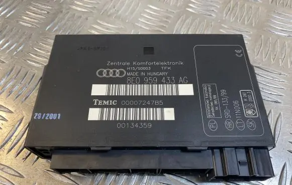 Audi A4 S4 B6 8E 8H Comfort/convenience module 8E0959433AG 00134359 00007247B5