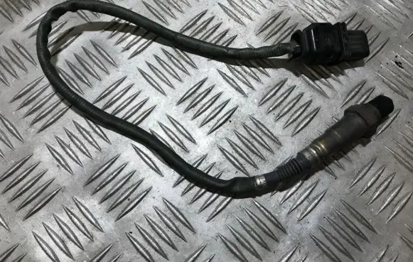 Mercedes-Benz C AMG W204 Lambda probe sensor 0035427018 0258017016