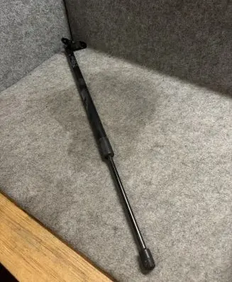 Dodge Durango Tailgate/trunk strut/damper 68193872AD