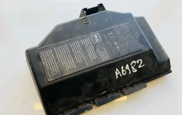 Renault Scenic I Fuse box cover 7700427798 7700416250