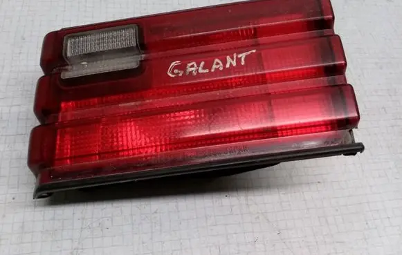 Mitsubishi Galant Tailgate rear/tail lights 1146288 0088048