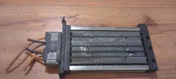 Renault Clio III Electric cabin heater radiator f667211z 07t092