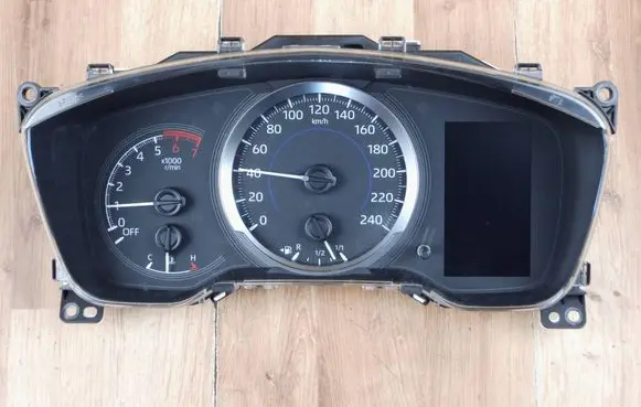 Speedometer (instrument cluster)
