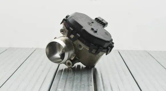 Ford Kuga II Throttle valve 9807238580