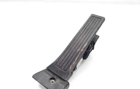 KIA Optima Accelerator throttle pedal 50730A1-D4200