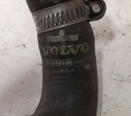 Volvo V40 Engine coolant pipe/hose 31319136