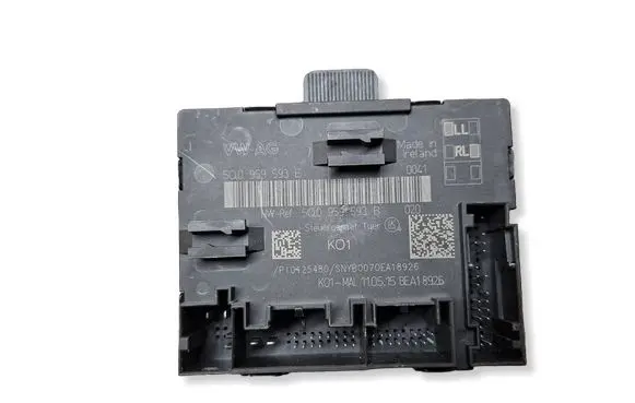 Volkswagen PASSAT B8 Door control unit/module 5Q0959593E 5Q0959593B