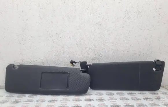 Volkswagen Touareg I Sun visor 7L6857552A