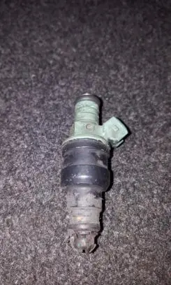 BMW 5 E39 Fuel injector 0280150415