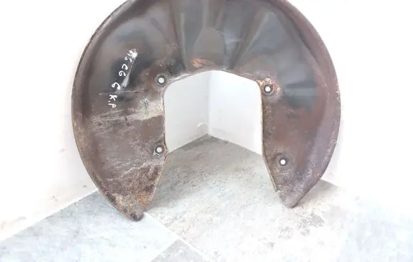Audi A6 S6 C6 4F Rear brake disc plate dust cover 