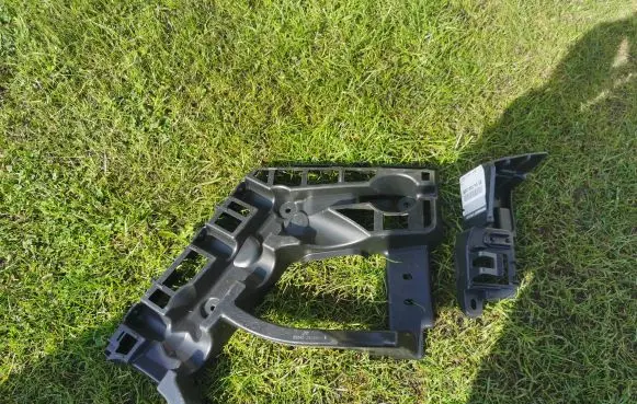 Renault Espace - Grand espace V Rear bumper mounting bracket 850450808R