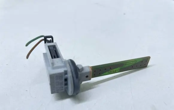 Audi A4 S4 B7 8E 8H Interior temperature sensor 4B0820539