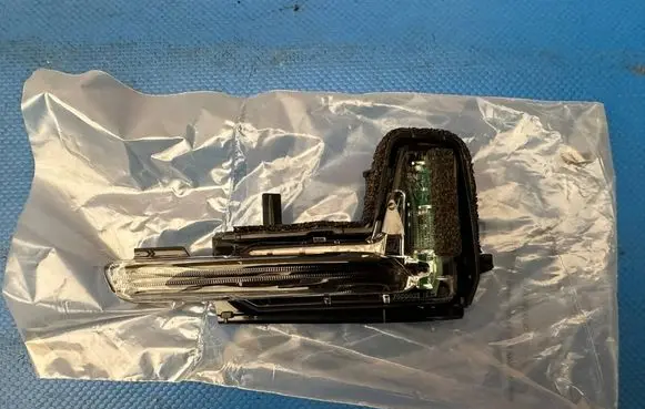 Volvo XC60 Mirror indicator light 31385686