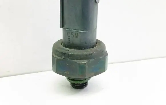 BMW 5 F10 F11 Air conditioning (A/C) pressure sensor 9141958