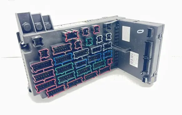 Mercedes-Benz ML W163 Fuse module 1635450016