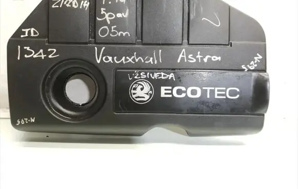 Opel Astra H Engine cover (trim) 55355218