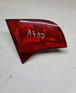 Audi A4 S4 B7 8E 8H Tailgate rear/tail lights 8E9945093