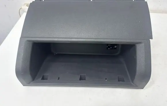 Volkswagen Caddy Glove box 2K1857919 F061B50BA