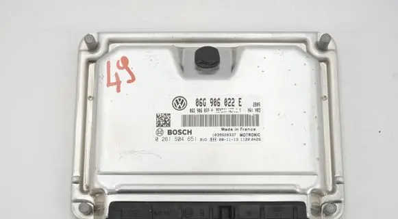 Volkswagen Caddy Engine control unit/module 06G906022E 0261S04651
